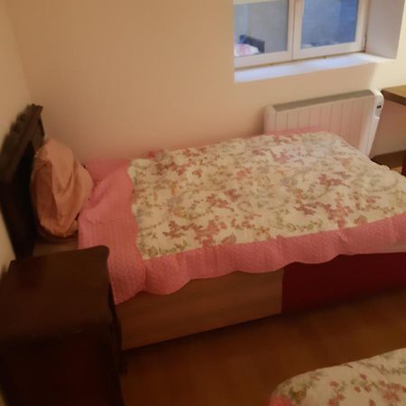 Chic Et Relax Daire Montmarault Dış mekan fotoğraf